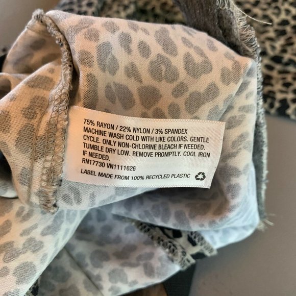 A New Day Cheetah print leggings size 4 - Picture 9 of 10